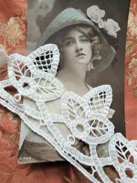 LOVELY Vintage Applique Trim, Lace Applique ,Victorian,Edwardian,Antique Lace,Wedding Gowns,Collectible Lace