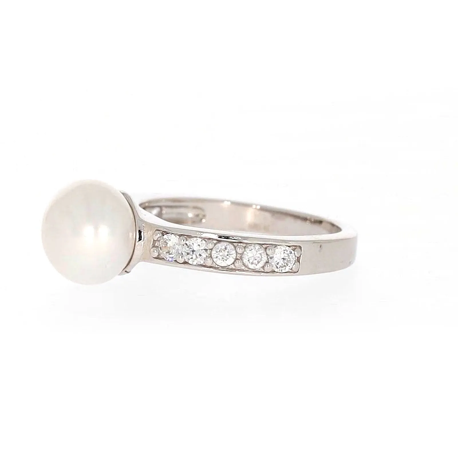 Sterling Silver 8-9mm Fresh Water Pearl and Cubic Zirconia Ring