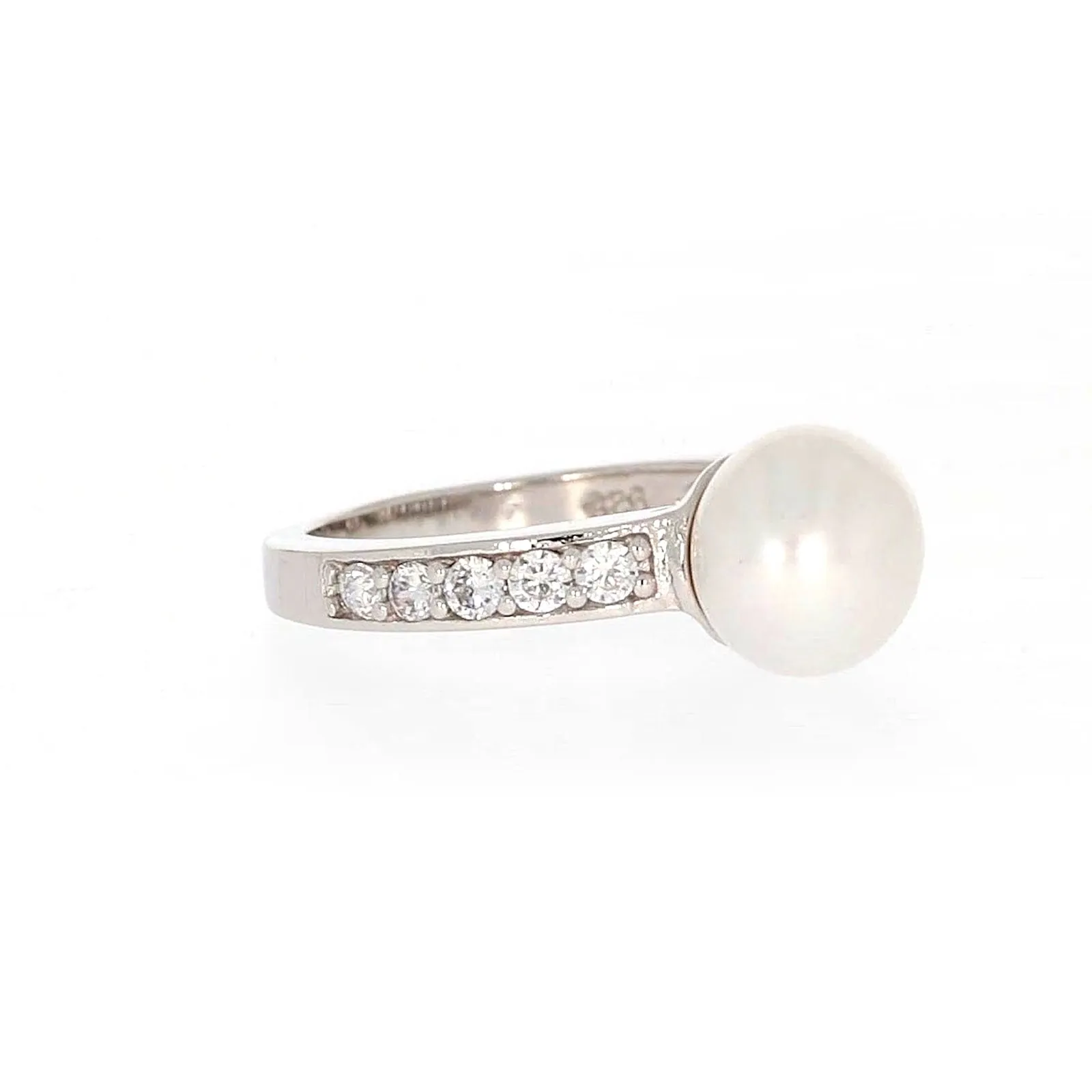 Sterling Silver 8-9mm Fresh Water Pearl and Cubic Zirconia Ring