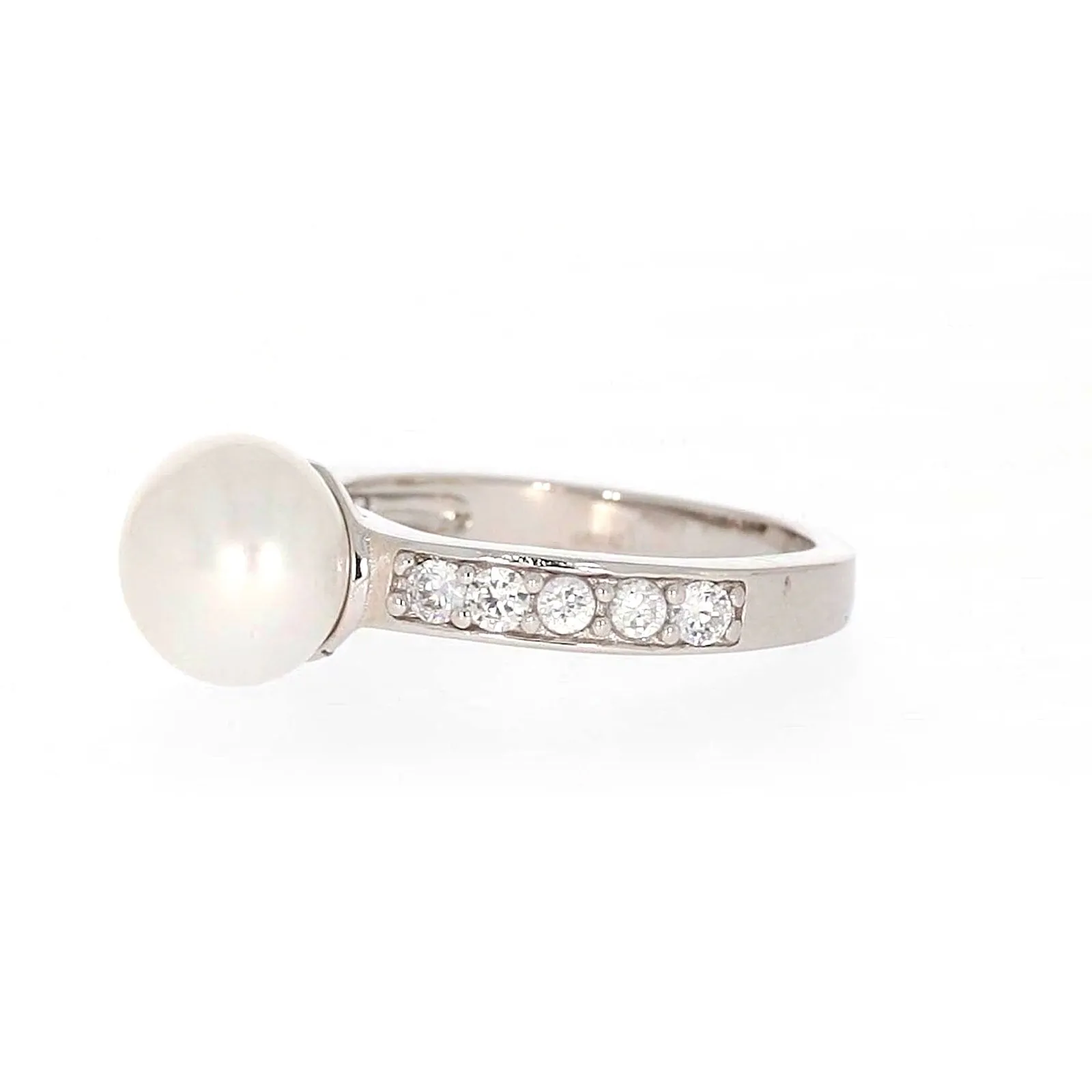 Sterling Silver 8-9mm Fresh Water Pearl and Cubic Zirconia Ring